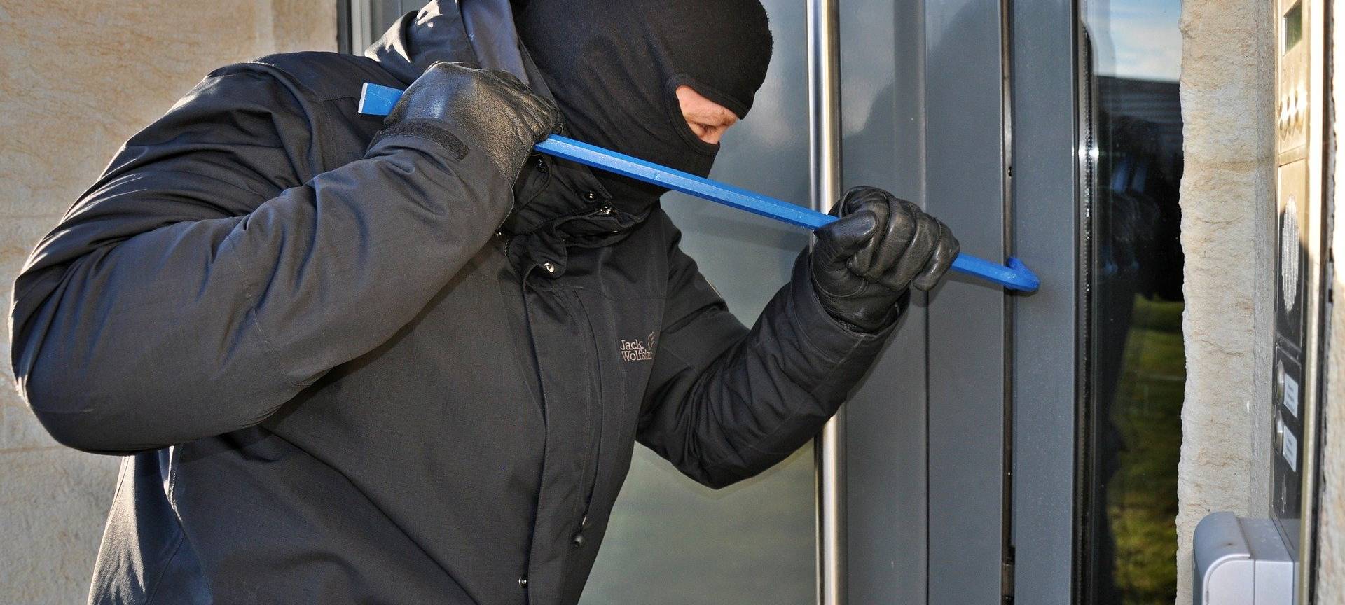Zufall? Einbrecher erbeuten in Lohmar Geld und Gold