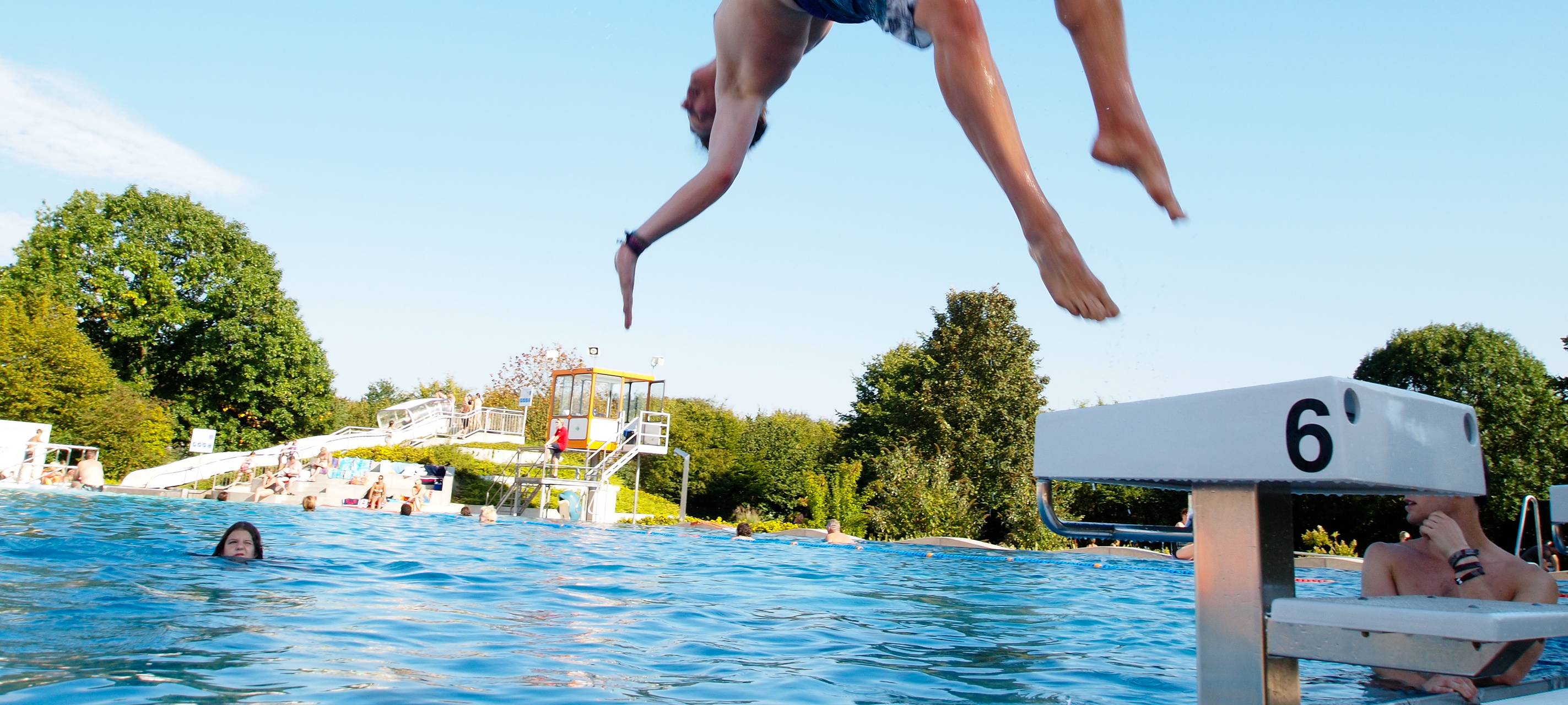 In den Sommerferien: Freier Eintritt in Bonner Freibäder?