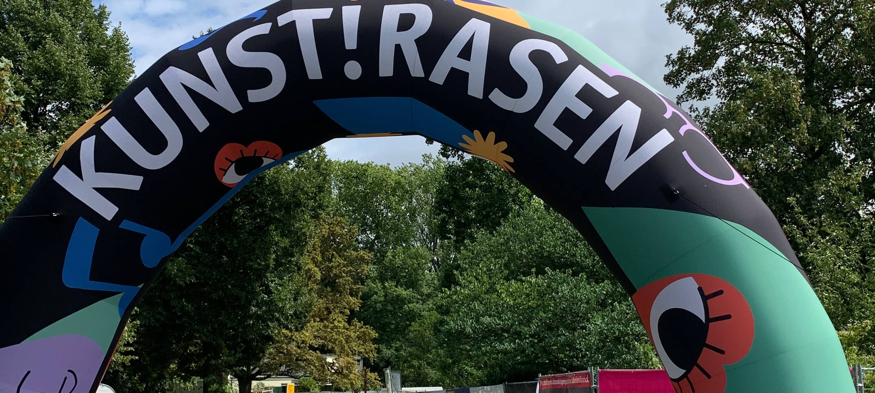Viel Lob für den Bonner Kunst!Rasen