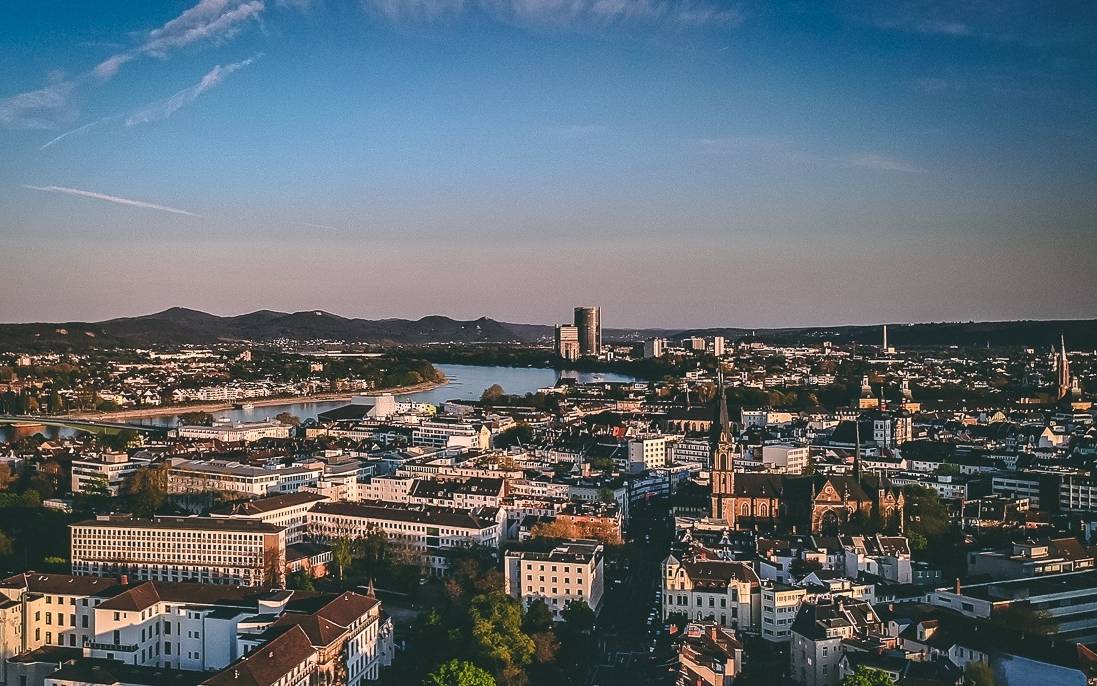 Akute Gefahr: Bonner Unternehmen fordern Brückenlösung