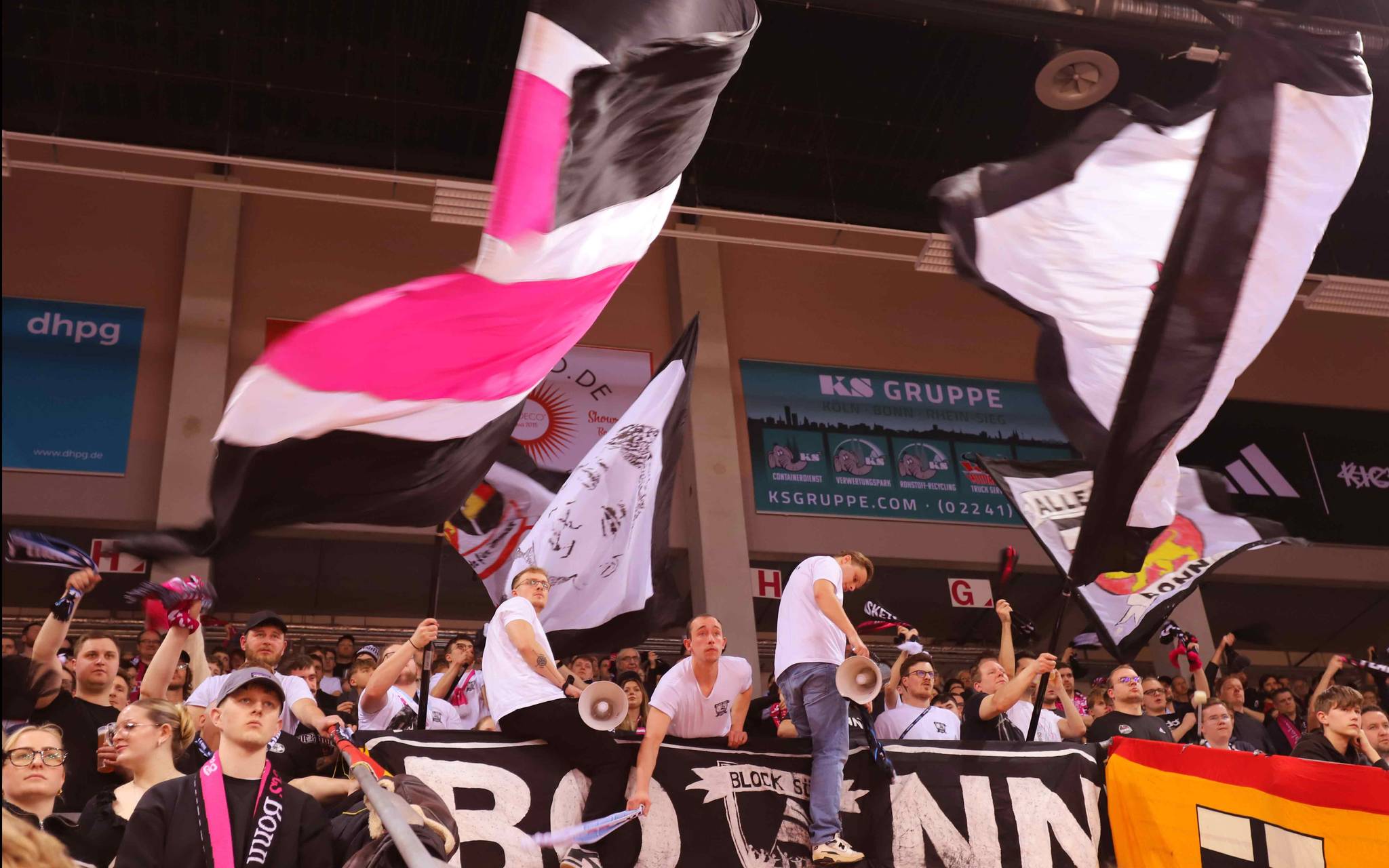 Ganz schön weit weg - Telekom Baskets Bonn spielen in Japan