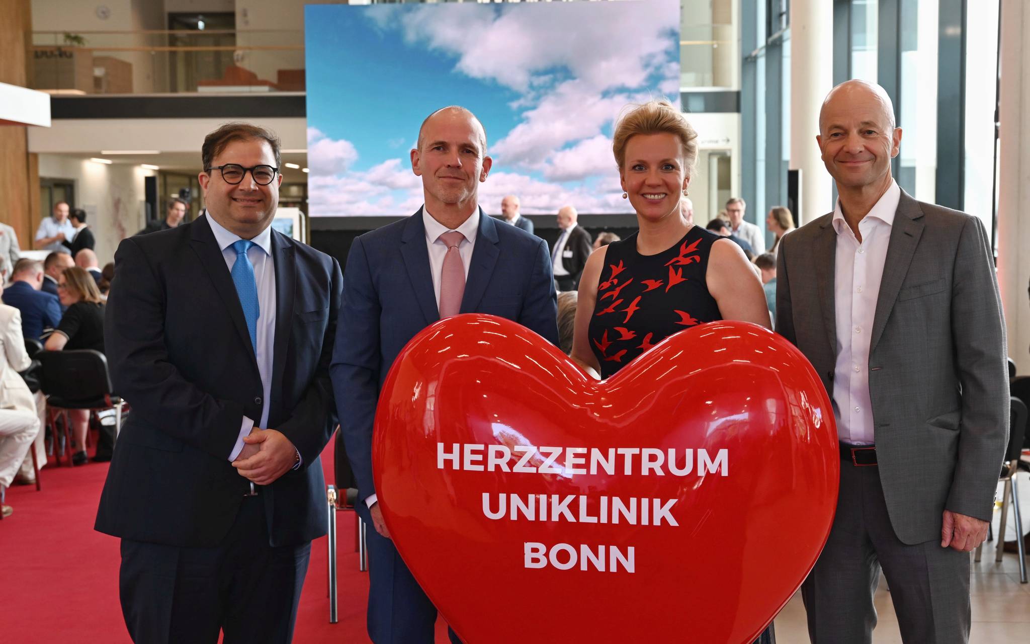 Bonner Herzzentrum am UKB feierlich eröffnet