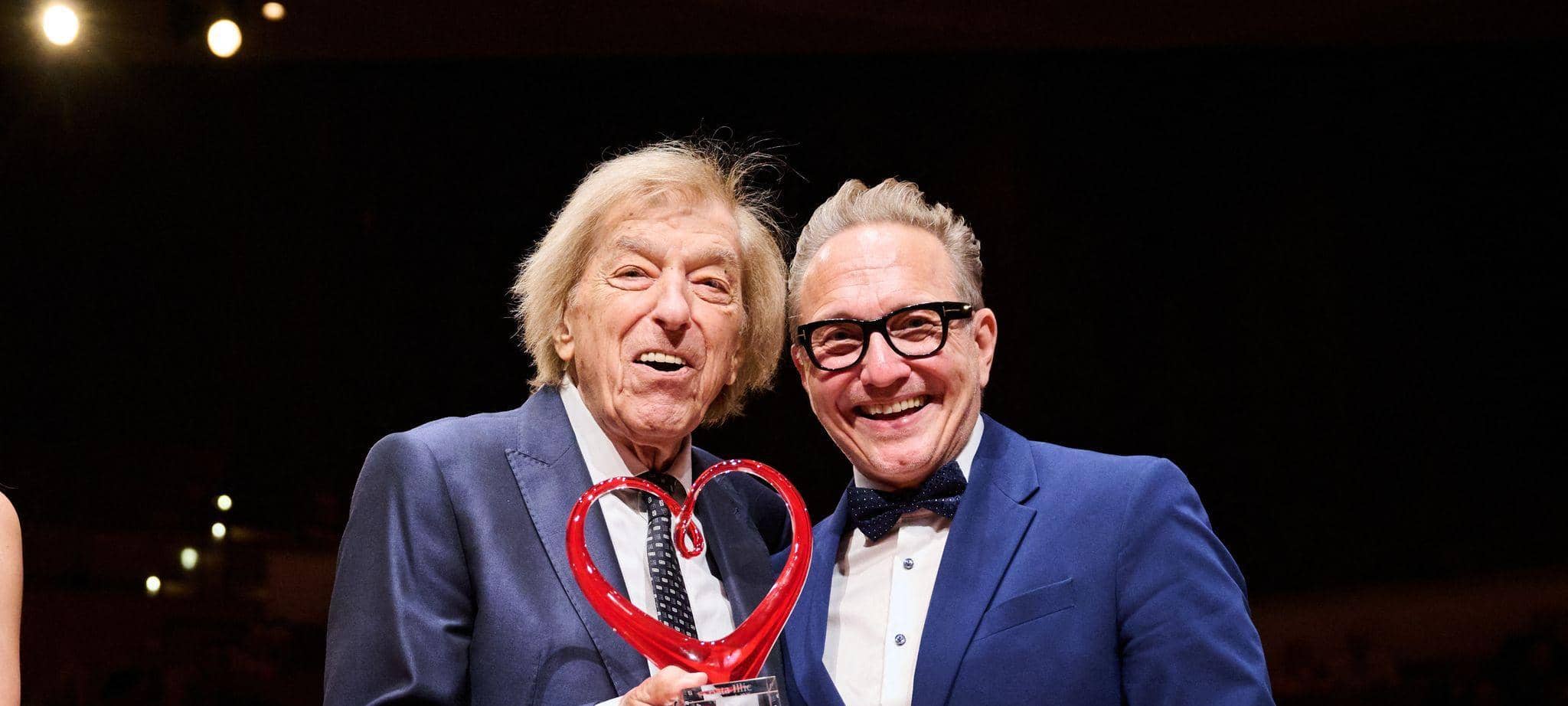 Schlager Radio zeichnet Bata Illic mit Preis fürs Lebenswerk aus