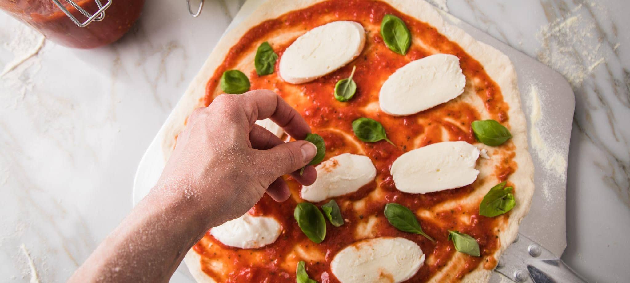 Bei einer selbstgemachten Pizza weiß man, was drin ist.